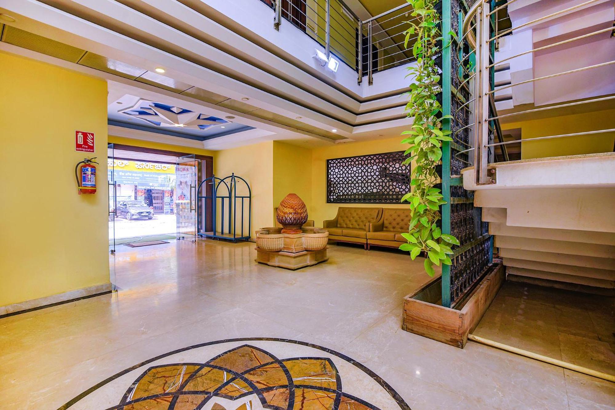 Fabhotel Phoenix Resorts - Nr M Chinnaswamy Stadium Bangalore Luaran gambar