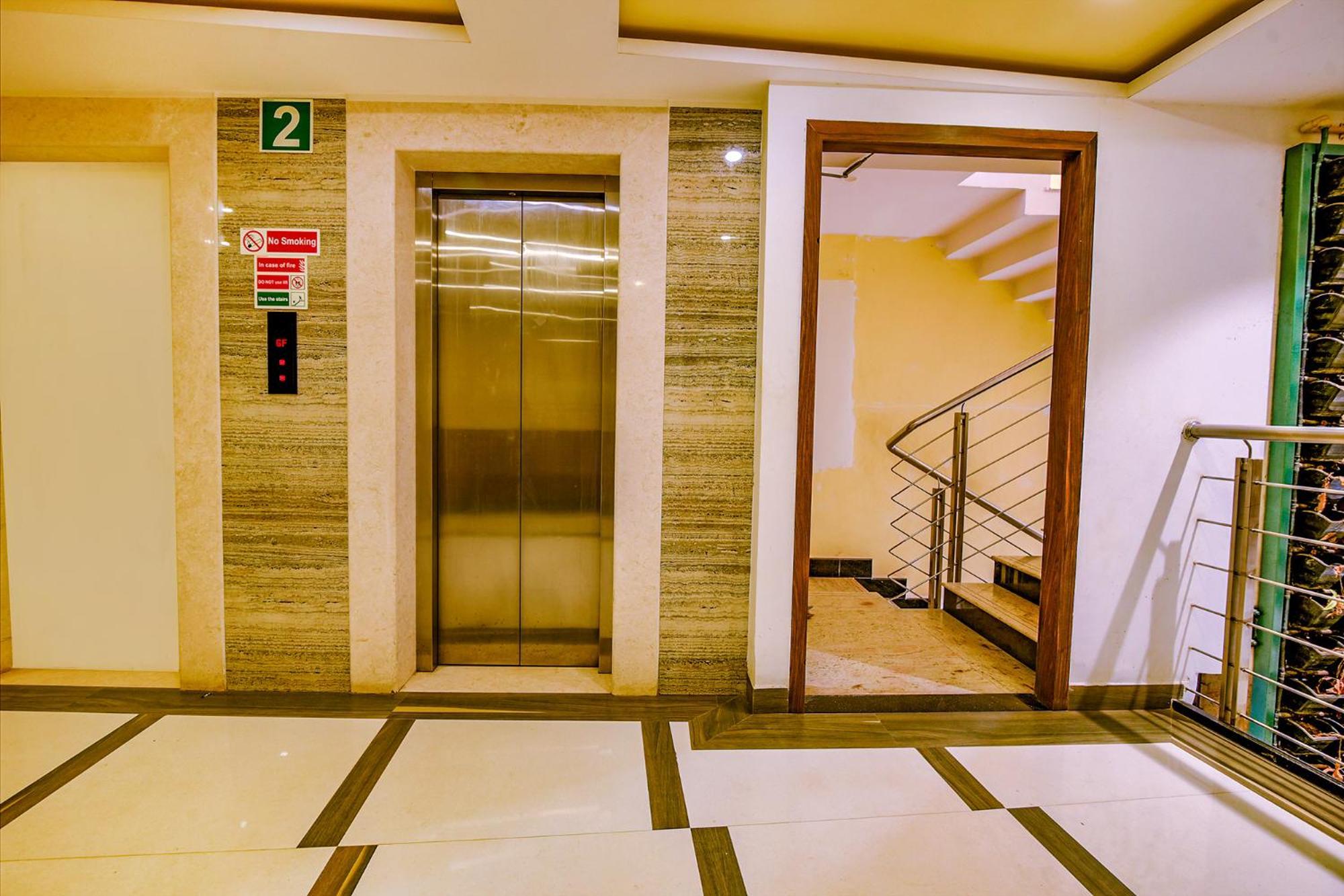 Fabhotel Phoenix Resorts - Nr M Chinnaswamy Stadium Bangalore Luaran gambar