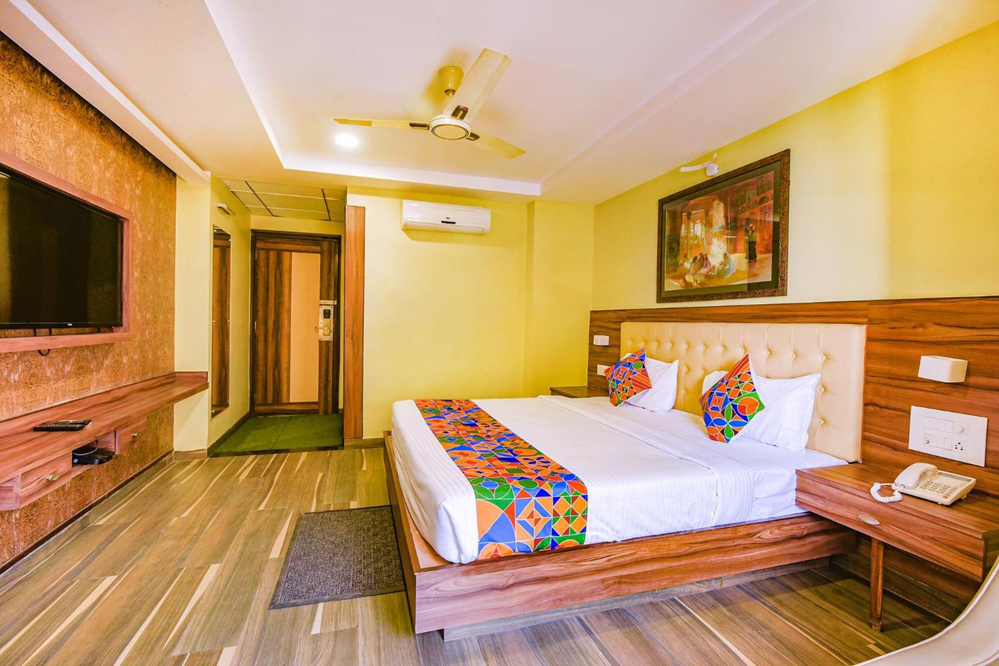Fabhotel Phoenix Resorts - Nr M Chinnaswamy Stadium Bangalore Luaran gambar