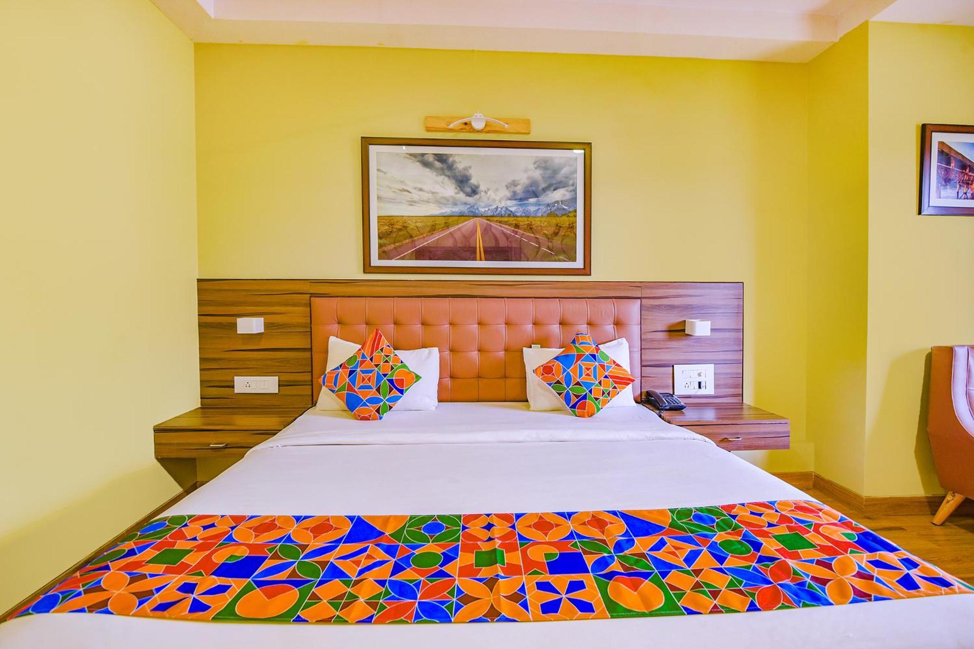 Fabhotel Phoenix Resorts - Nr M Chinnaswamy Stadium Bangalore Luaran gambar